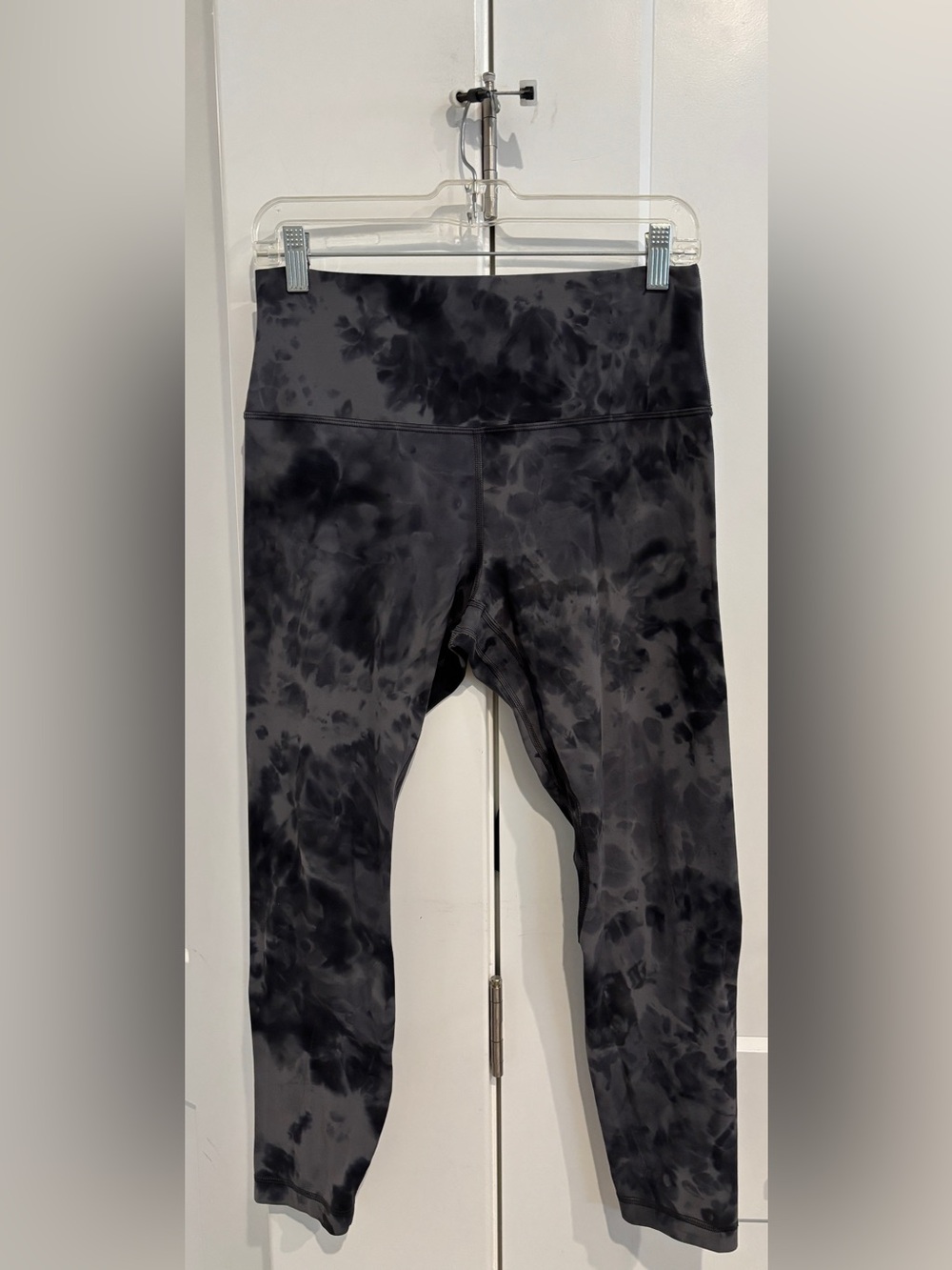 lululemon athletica Align High-Rise Pant 25”. Size 10 - Picture 4 of 11